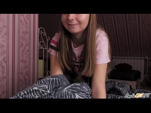 ❤️ Blondie Suĉas sian BFF-on Profunde kaj Akiras Cum En Ŝia Buŝo ❤❌ Porno fb ĉe ni ❌️